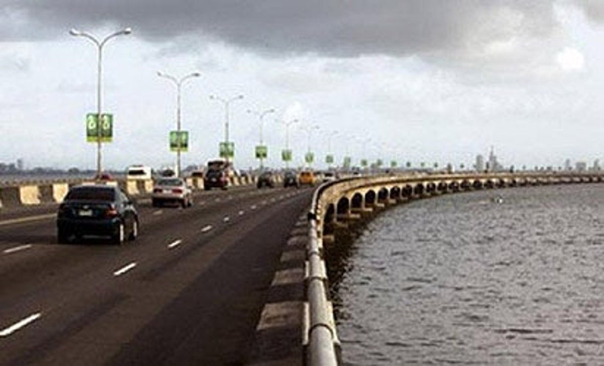 Fg Shuts Another Section Of Lagos Eko Bridge After Inferno
